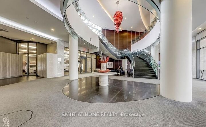 Property Photo:  5168 Yonge Street # 2207  ON M2N 0G1 