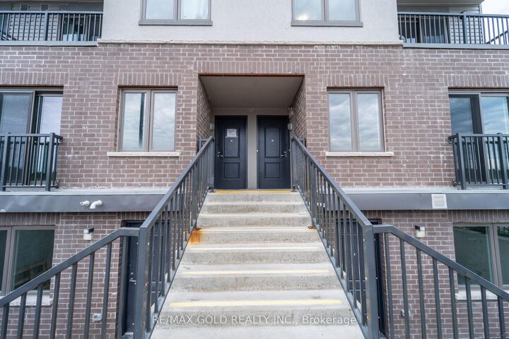 Property Photo:  370 Fisher Mills Road C33  ON N3C 0G8 