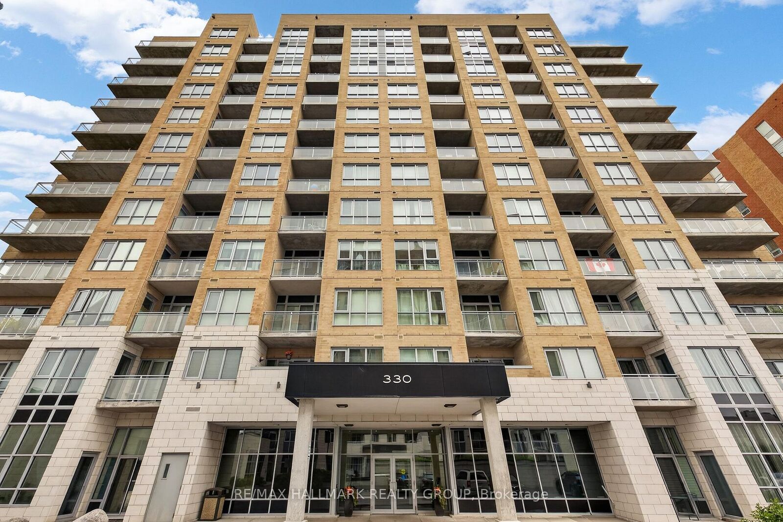 Property Photo:  330 Titan Private 606  ON K2G 1G3 