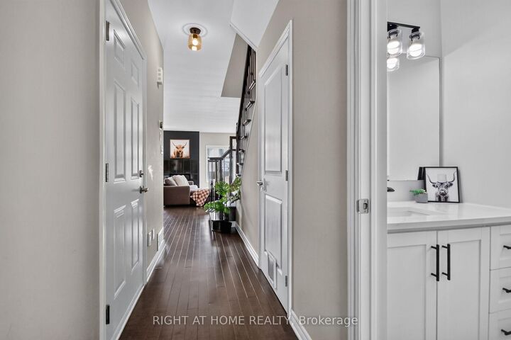 Property Photo: 84 Francis Street ON K7C 0E9