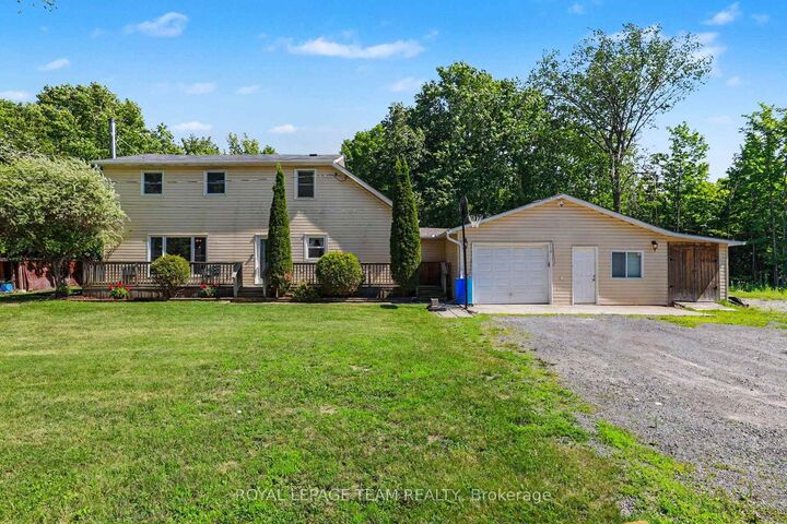 Property Photo: 177 Lake Park Road E ON K7C 0C4