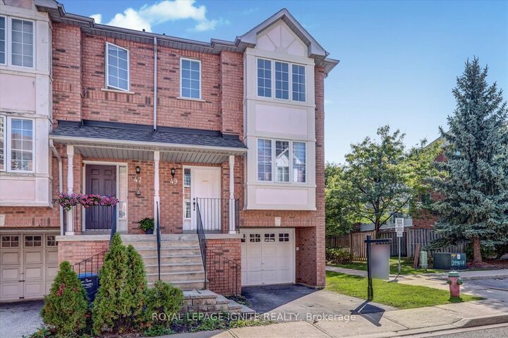 Property Photo: 80 Acorn Place 49 ON L4Z 4C6