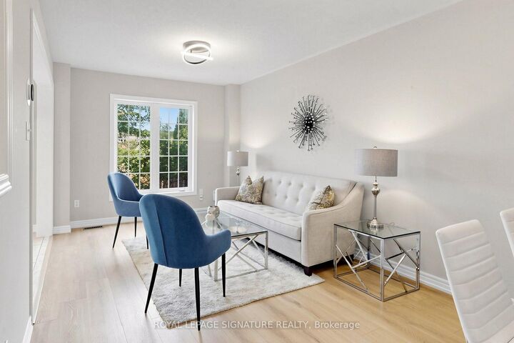 Property Photo: 136 Maple Sugar Lane ON L4J 8T9