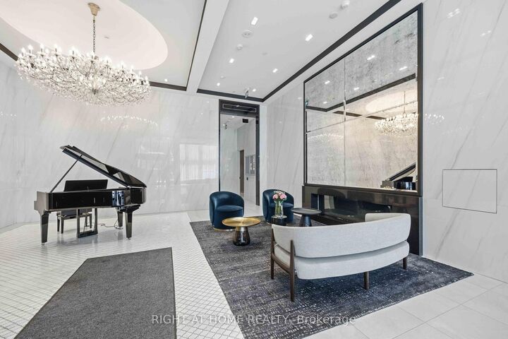 Property Photo: 8 Wellesley Street E 5110 ON M4Y 0J5