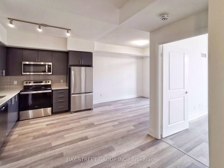 Property Photo: 3121 Sheppard Avenue E 707 ON M1T 0B6