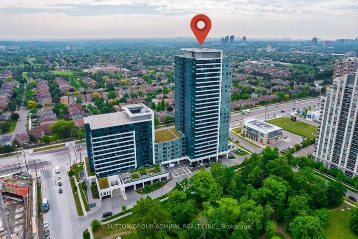 Property Photo:  7890 Bathurst Street 705  ON L4J 0J8 