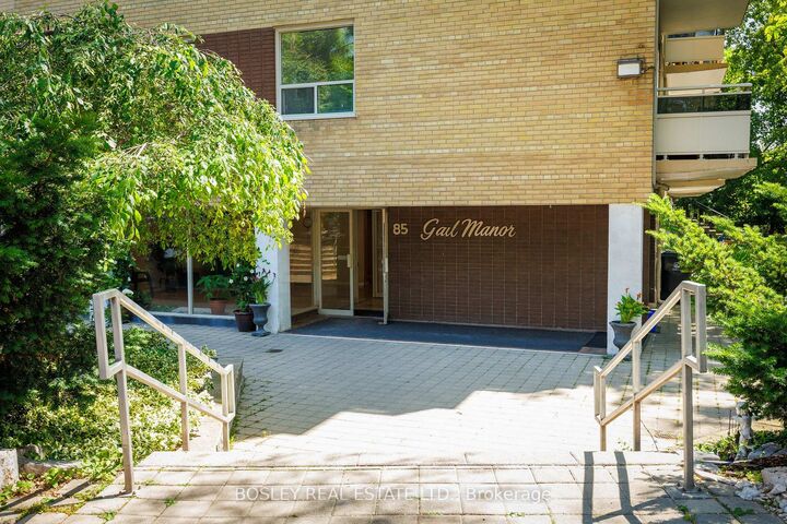 Property Photo: 85 Lawton Boulevard 403 ON M4V 1Z7