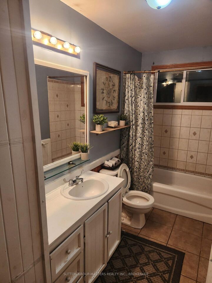 Property Photo: 811 Pierces Lane ON K0E 1N0