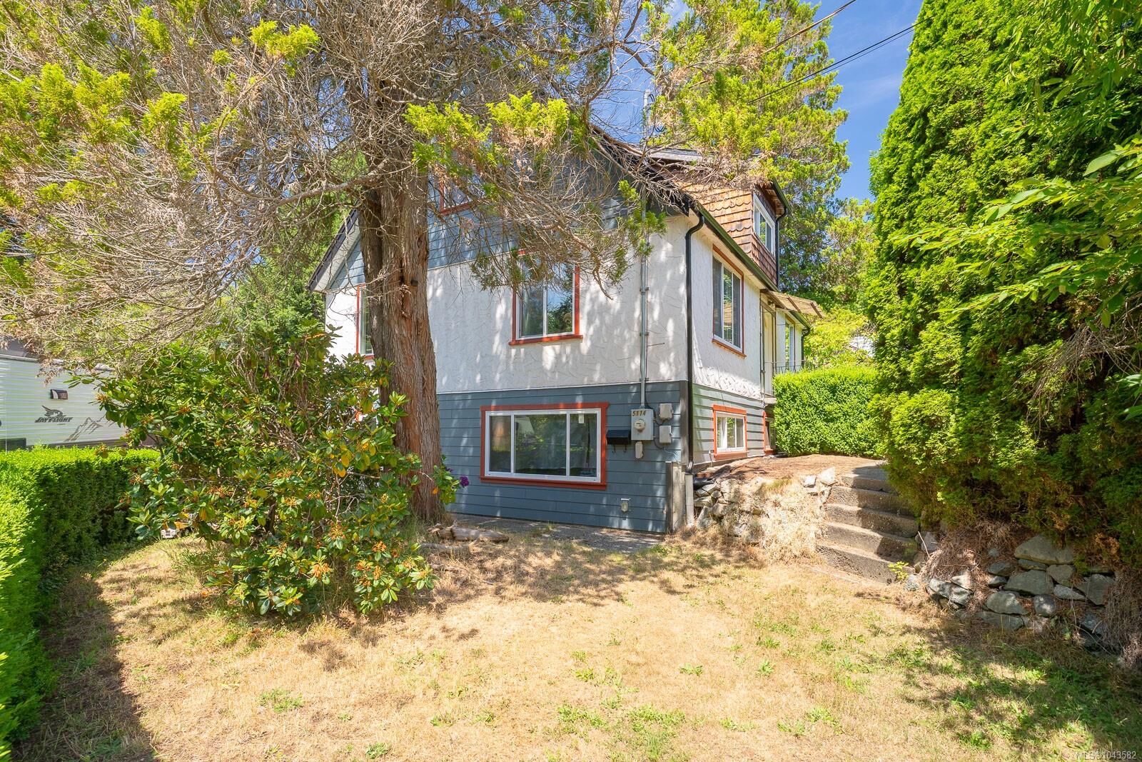 Property Photo: 5114 Josephine St BC V9Y 7G8