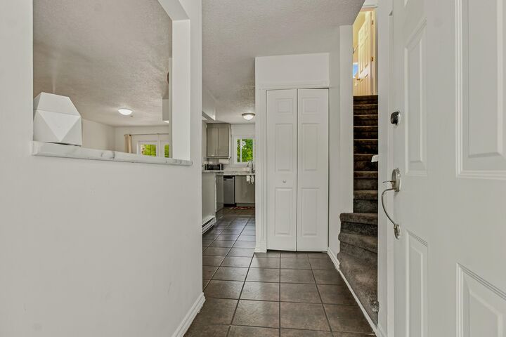 Property Photo: 26549 32 Avenue BC V4W 3E8
