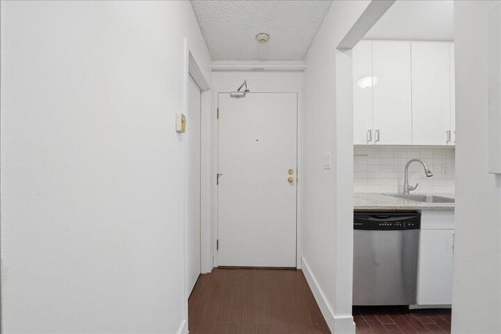 Property Photo: 825 E 7th Avenue 309 BC V5T 1P4
