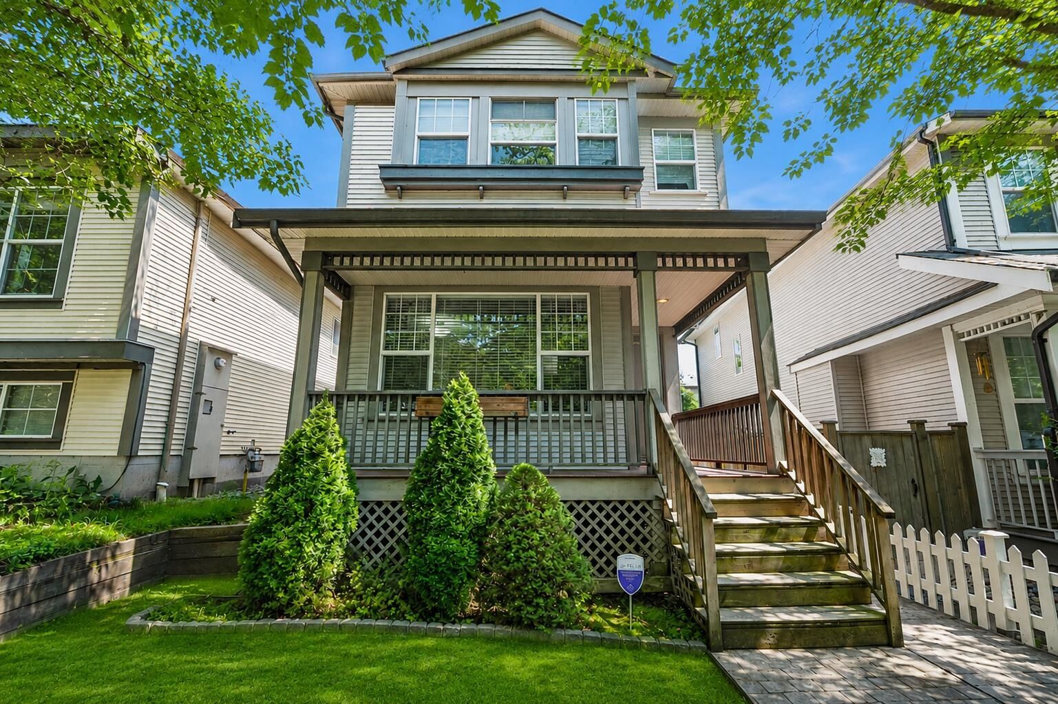 Property Photo: 10280 242B Street BC V2W 1Y1