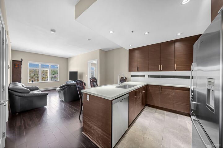 4710 Hastings Street 301 — photo 1