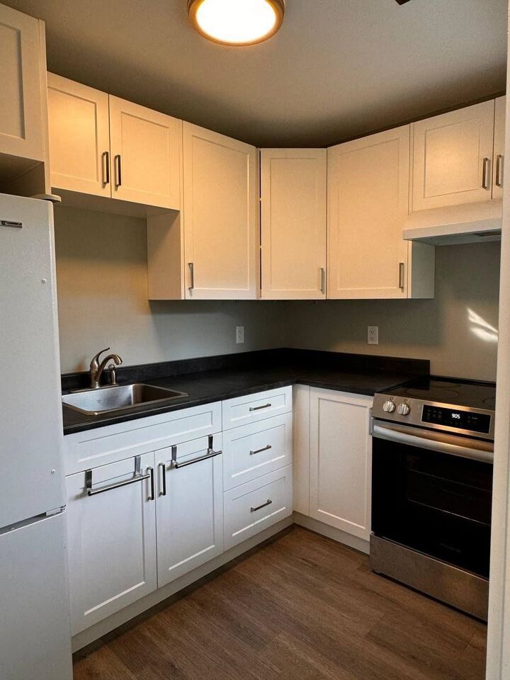 Property Photo:  561 5th Avenue  BC V0X 1L0 