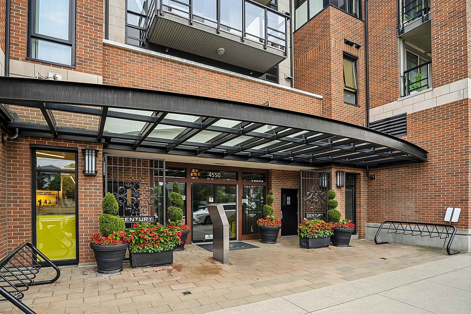 Property Photo: 4550 Fraser Street 417 BC V5V 4G8