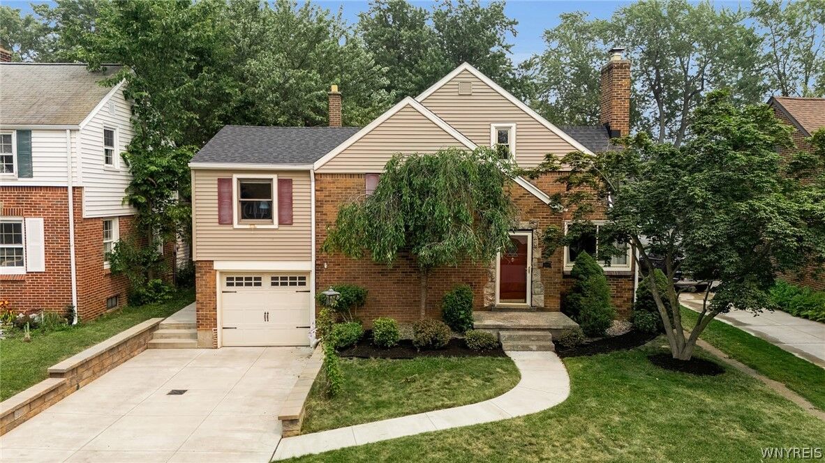 Property Photo:  251 Hartford Avenue  NY 14223 