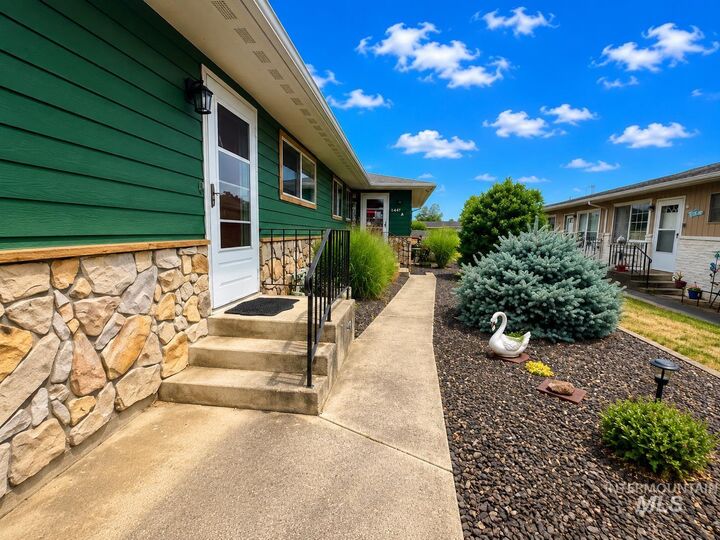 Property Photo: 1447 10th Street WA 99403