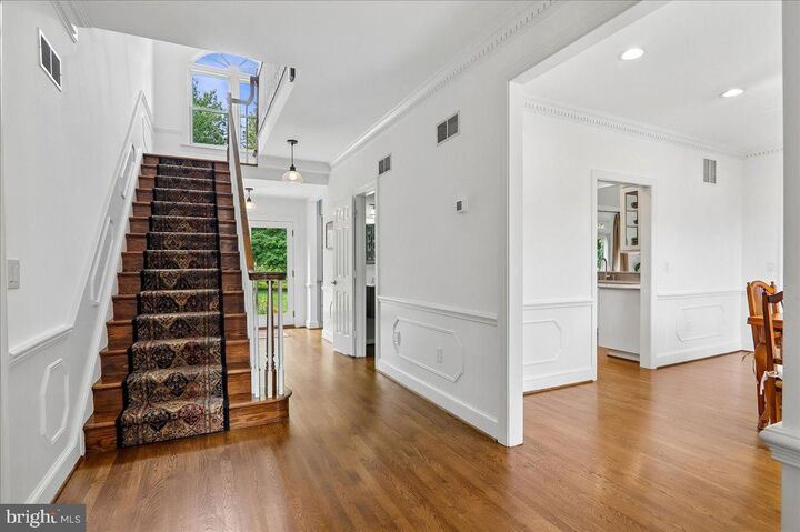 Property Photo: 1904 Mason Hill Drive VA 22307