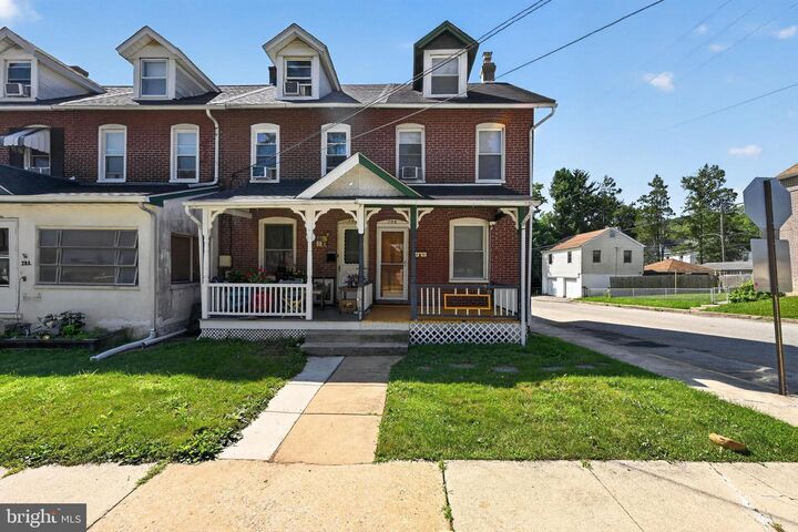 Property Photo:  798 Madison Street  PA 19320 