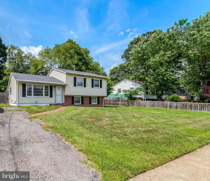 Property Photo: 4904 Lawrence Street VA 22309