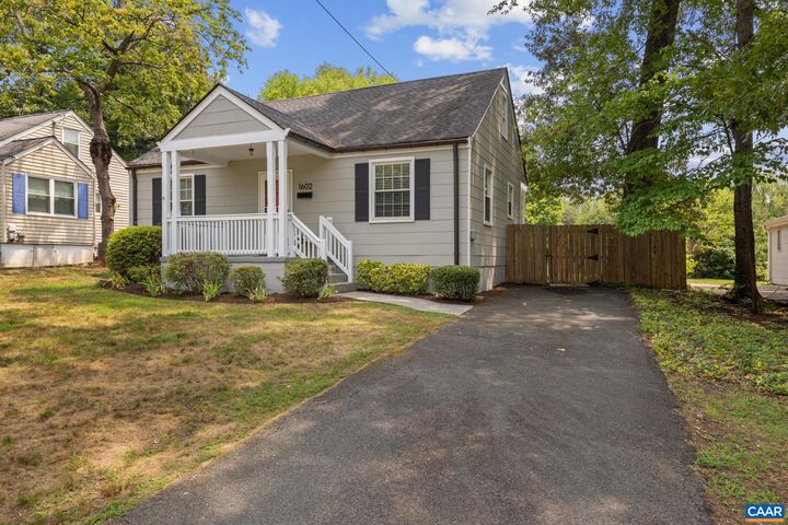 Property Photo: 1602 Rose Hill Dr VA 22902
