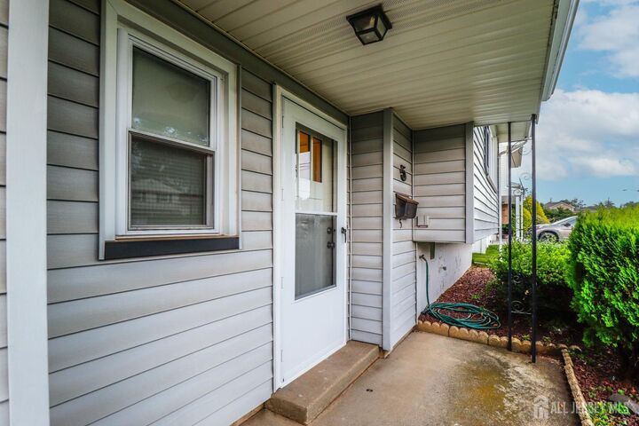 Property Photo: 5 Thelma Court NJ 07067