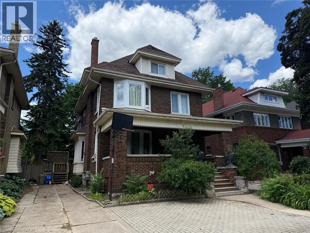 Property Photo: 70 Proctor Boulevard Main ON L8M 2M4