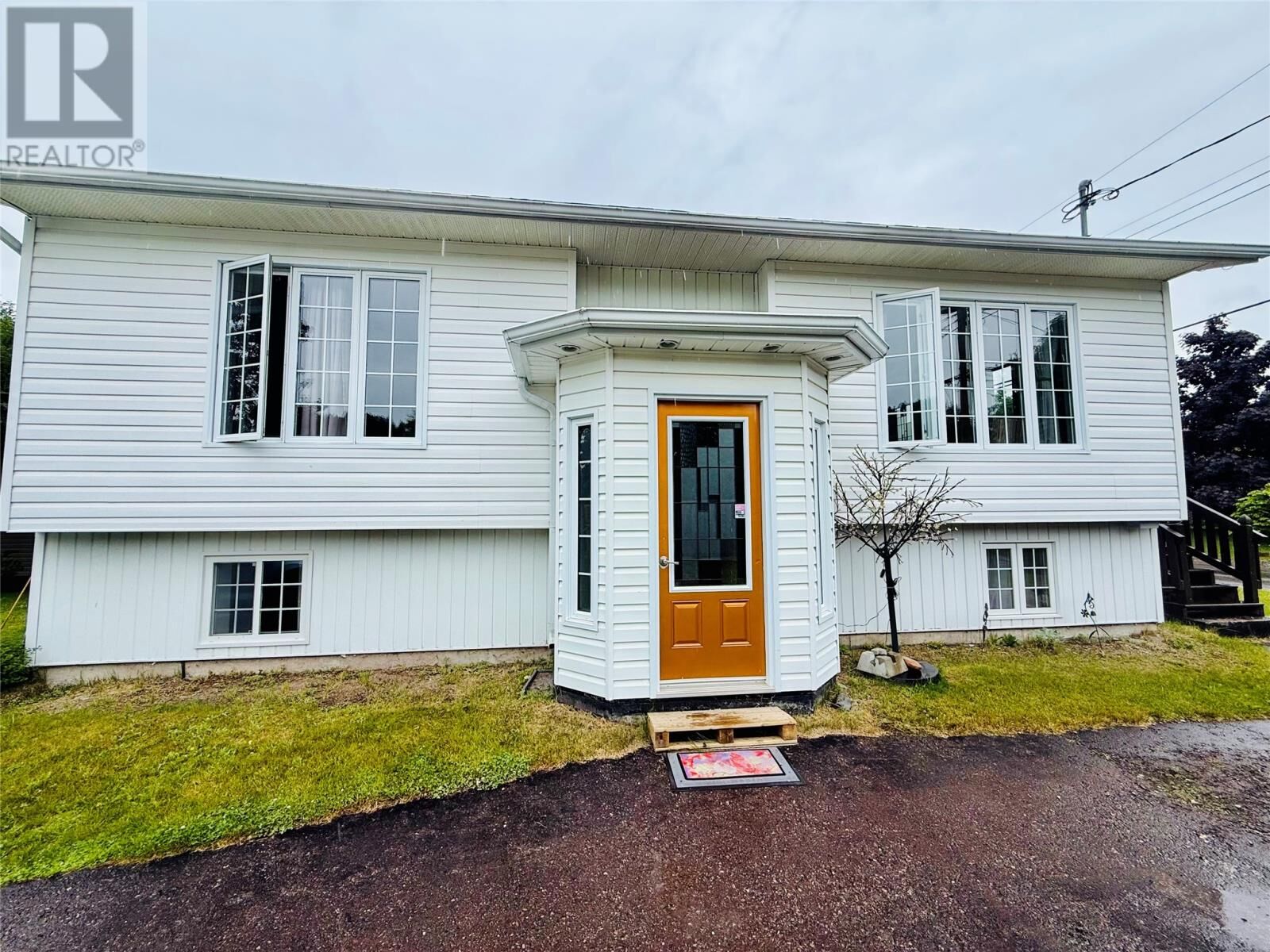 Property Photo: 8 Normores Lane NL A0J 1T0