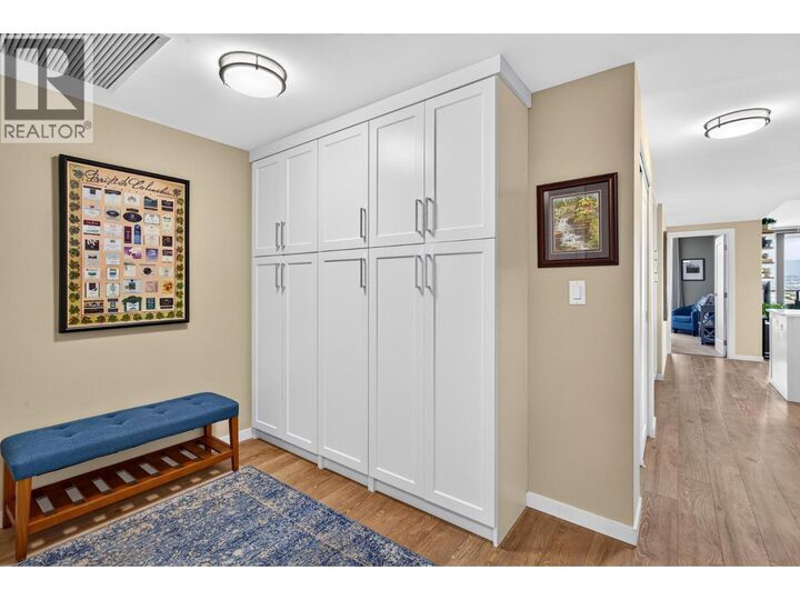 Property Photo:  485 Groves Avenue 1102  BC V1Y 0C1 