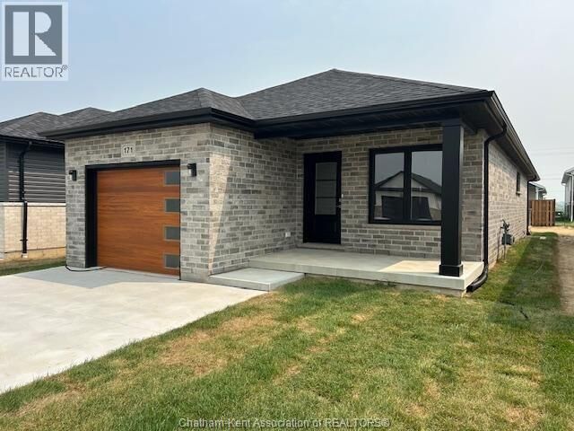 Property Photo: 171 Ironwood Trail ON N7M 0T3