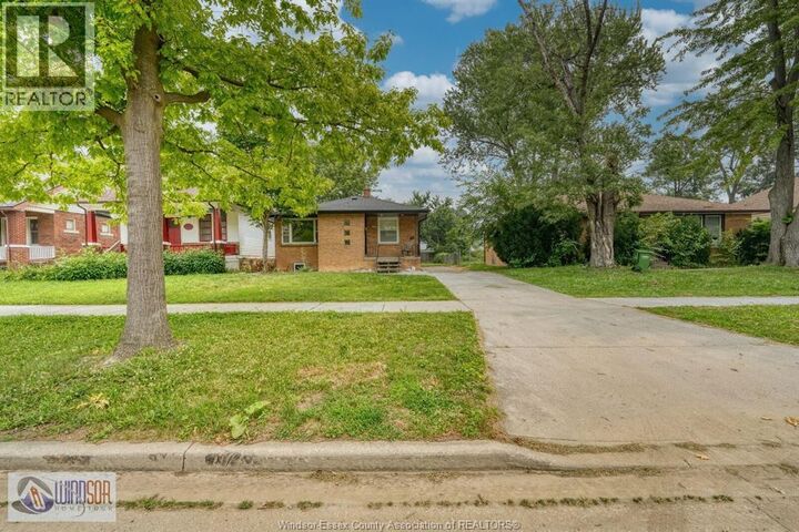 Property Photo: 736 Partington Avenue ON N9B 2N7