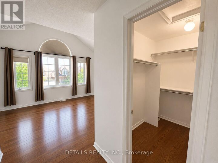 Property Photo:  78 Deerfox Drive  ON K2J 4W9 