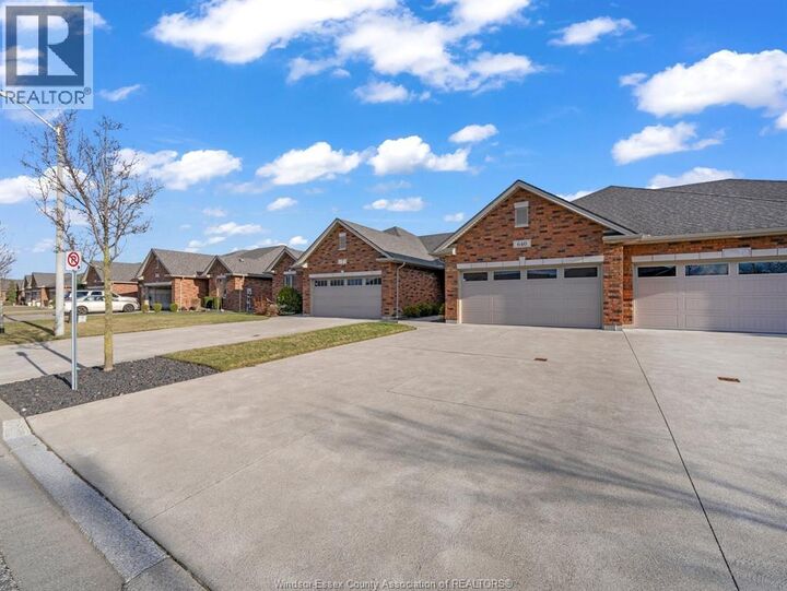 Property Photo: 640 Commisso Crescent ON N9H 0C2