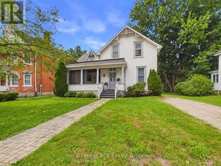 338 Minnie Street — photo 1