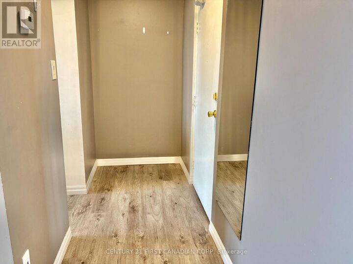 Property Photo: 1102 Jalna Boulevard 601 ON N6E 1X8