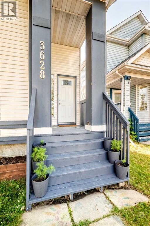 Property Photo: 3628 Catalina Boulevard Northeast AB T1Y 6W6