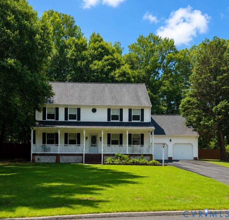 Property Photo:  8307 Briarthorn Court  VA 23116 