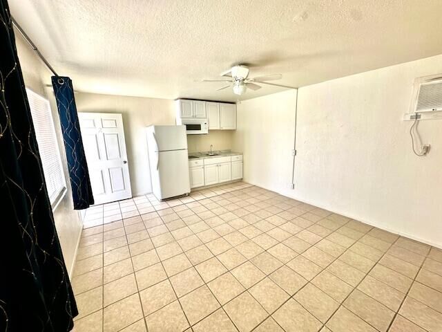 Property Photo: 11330 Palm Drive 2 CA 92240