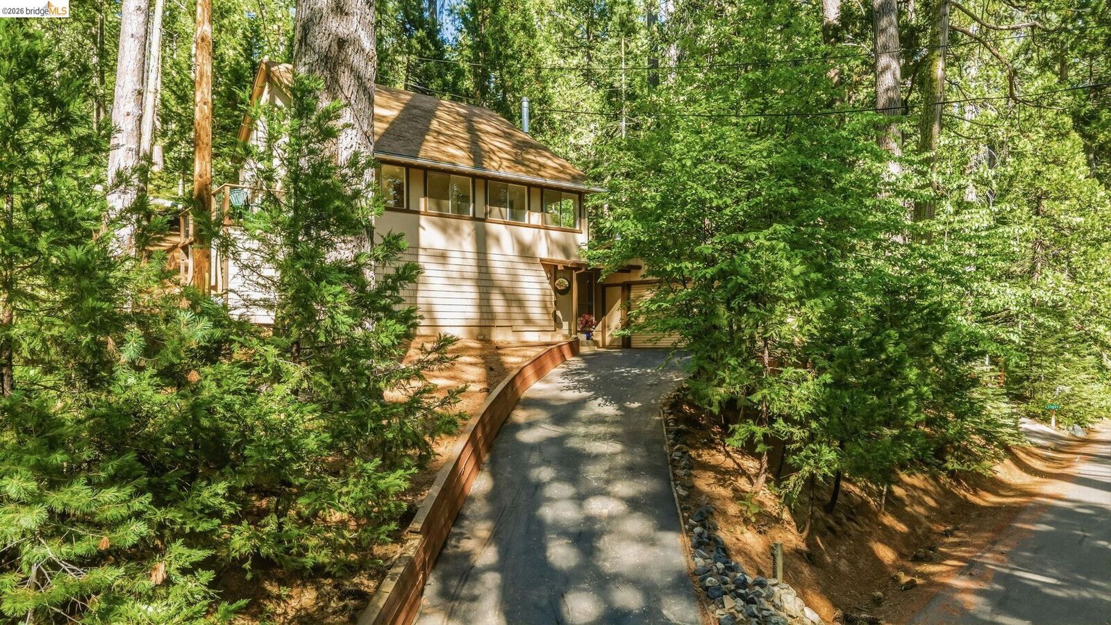 Property Photo: 25417 David Dr CA 95335