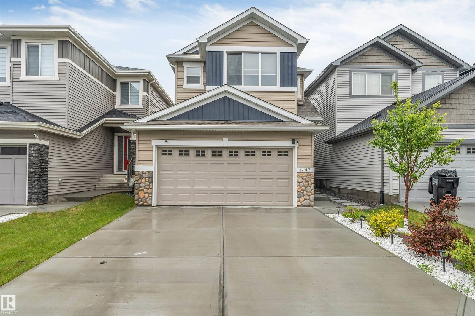 Property Photo: 1647 13 Street NW AB T6T 2N5