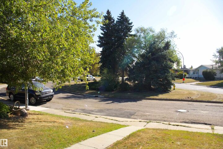 Property Photo: 9615 57 Street NW AB T6B 1J8