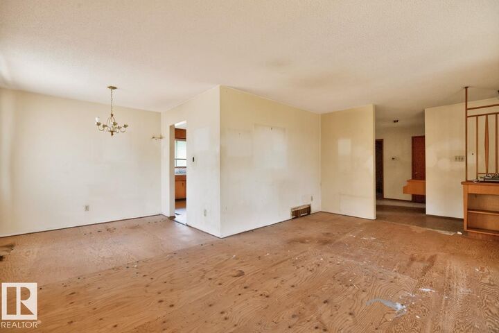 Property Photo: 69 Garland Crescent AB T8A 2P7