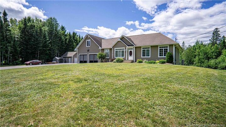 Property Photo: 87 Dexter Crescent NB E3B 9Z3