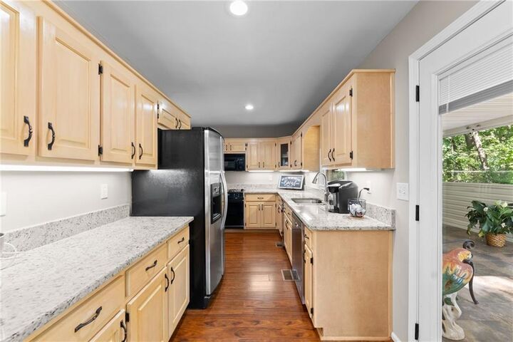 Property Photo: 9724 Elliott Family Parkway GA 30534