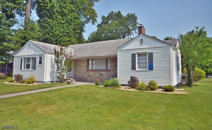 Property Photo:  765 W 7th St  NJ 07060 