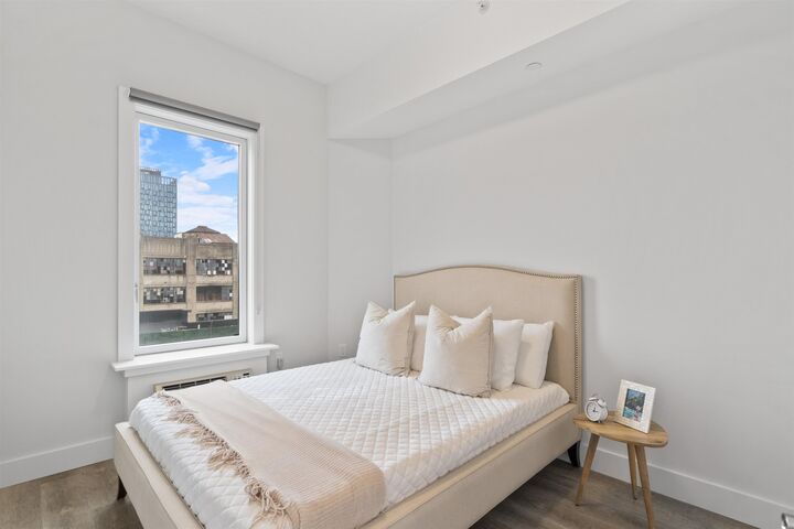 Property Photo:  412 Whiton St 601  NJ 07304 