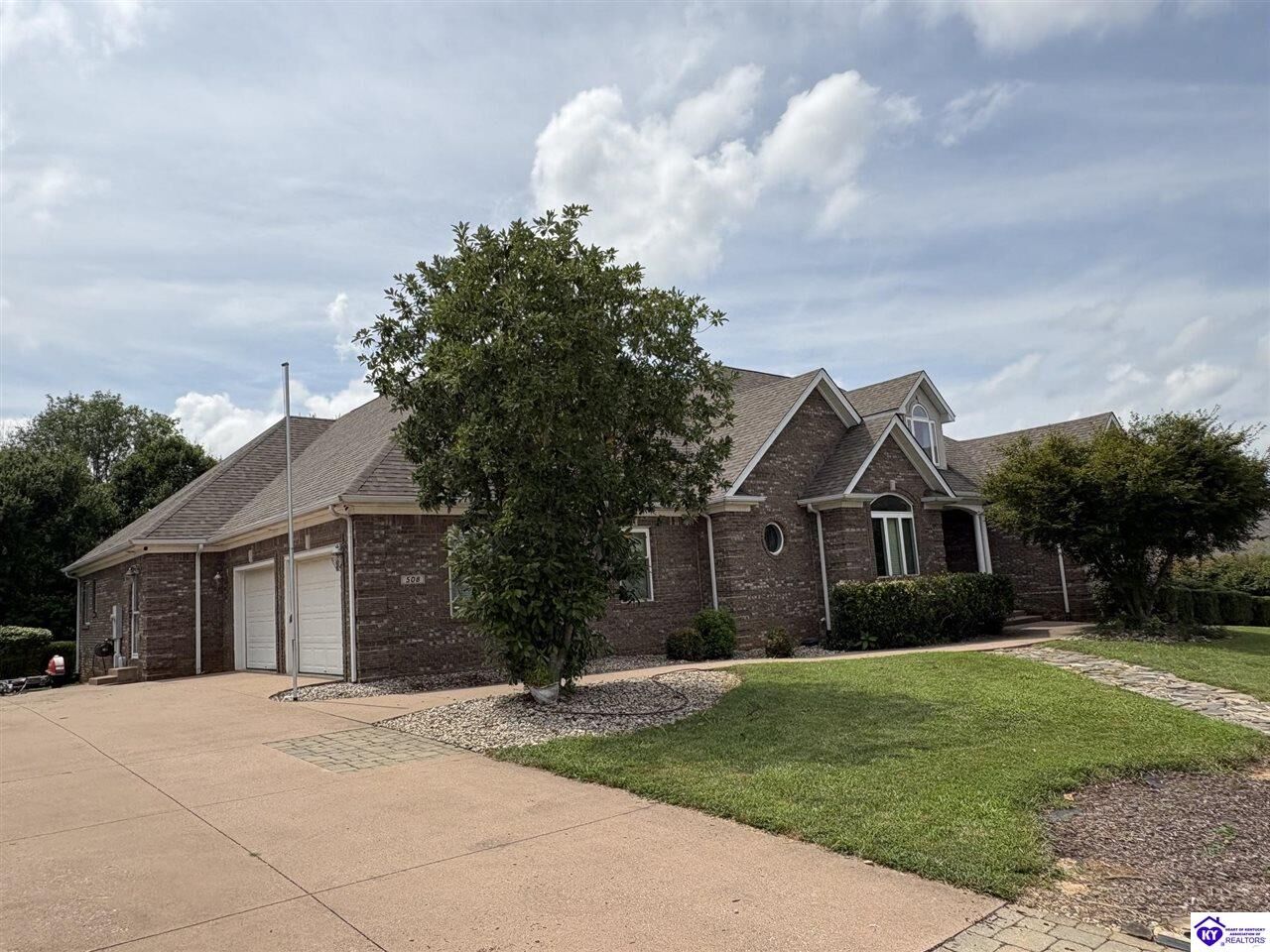 Property Photo:  508 Langley Trace  KY 42701 