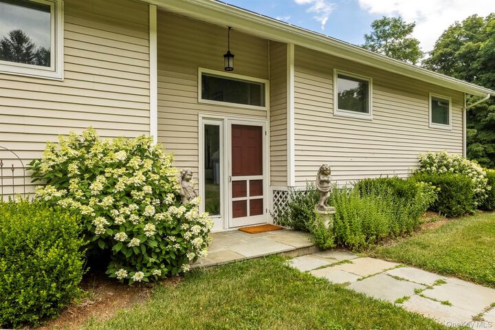 Property Photo: 860 Hunns Lake NY 12581
