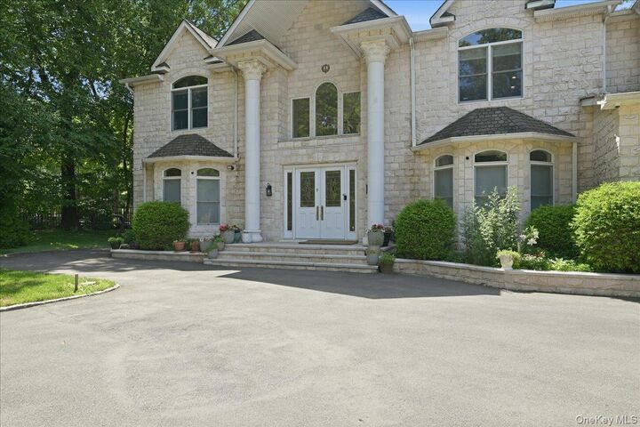 Property Photo: 8 Headley Way NY 11797