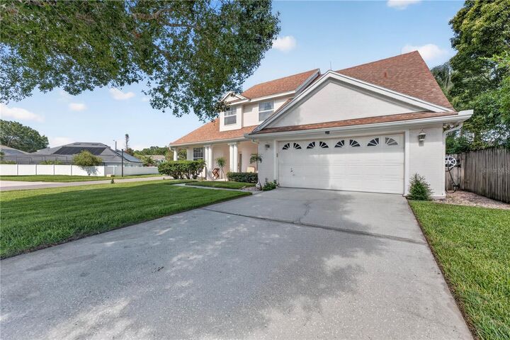 Property Photo: 500 Waterscape Way FL 32828